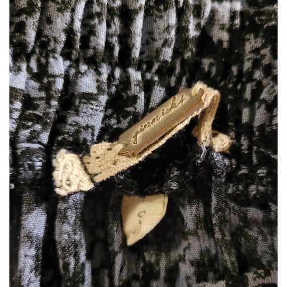 Gimmicks BKE Blue Ombre Button Tie Skirt Size S - Picture 7 of 7